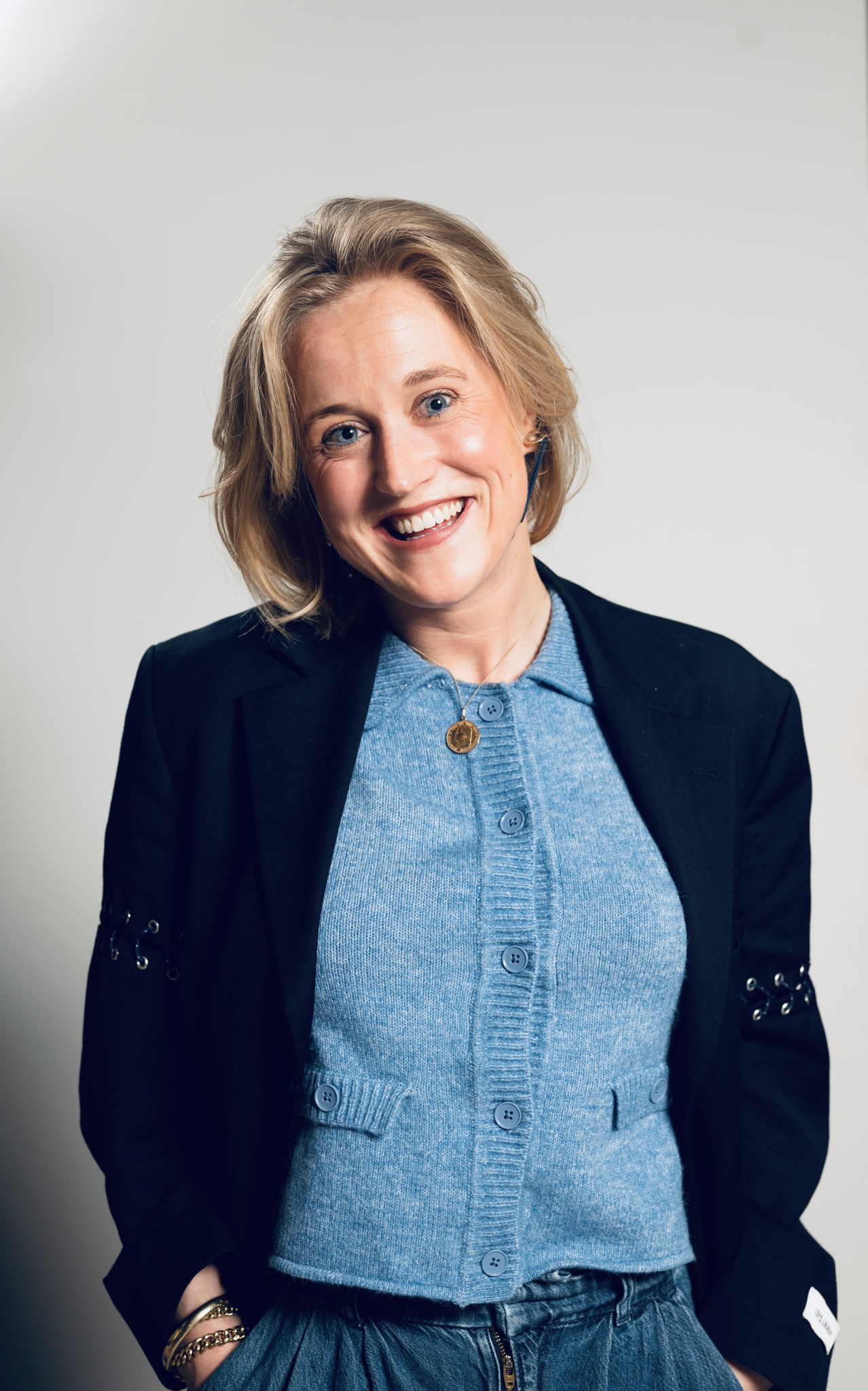 Charlotte van den Broek