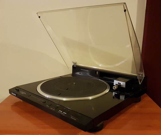 Sony PS-X555es Linear Tracking Turntable.