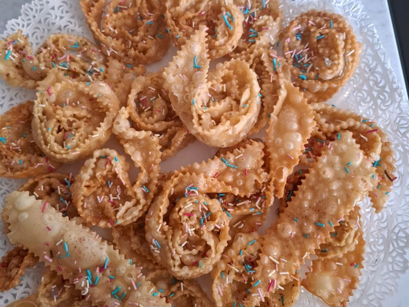 Corsi di cucina Fasano: Un viaggio alla scoperta delle Cartellate salate e dolci