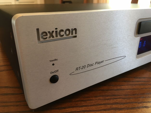 Lexicon RT-20 Universal CD/DVD/DVDA/SACD Player