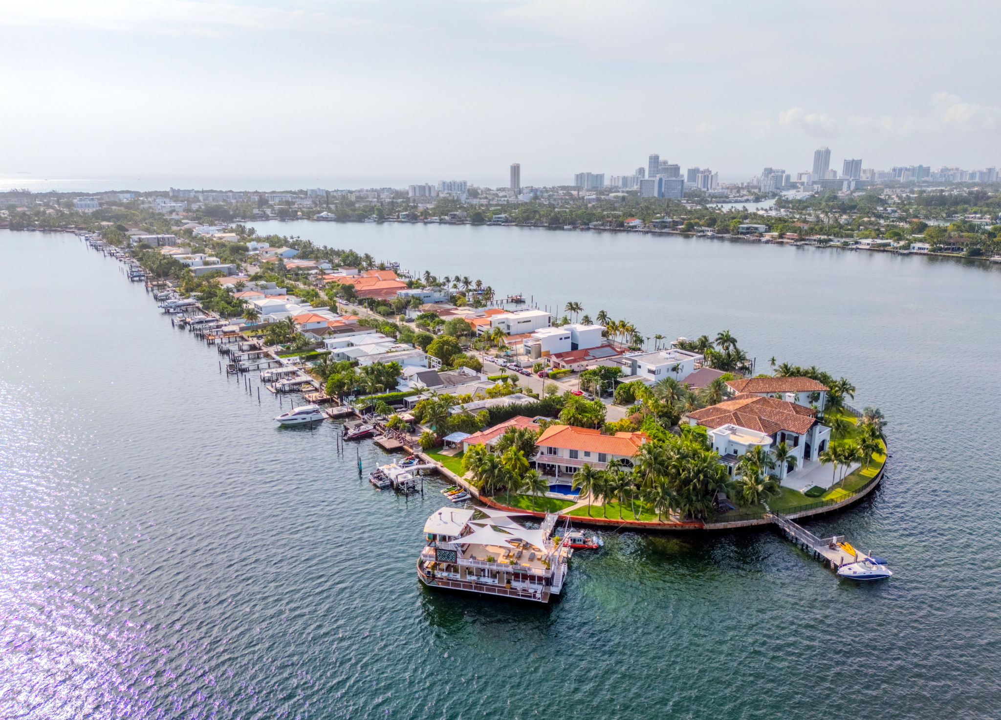 Properties En Venta in Biscayne Point