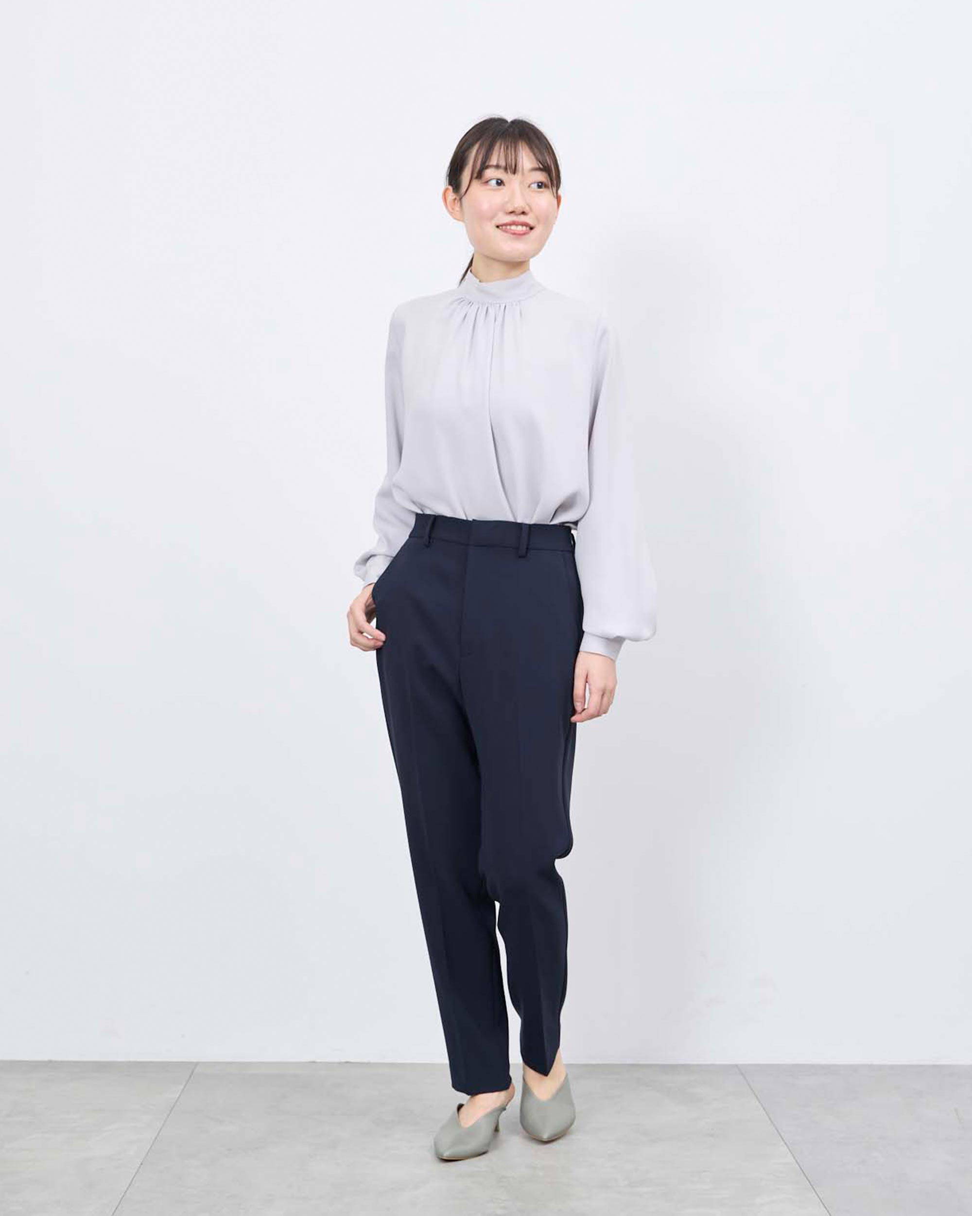 美品ソージュセンタープレスパンツ 黒 ゆったり XLサイズ 定番 オケージョン センタープレスパンツ - SOÉJU online store｜上質な大人の女性