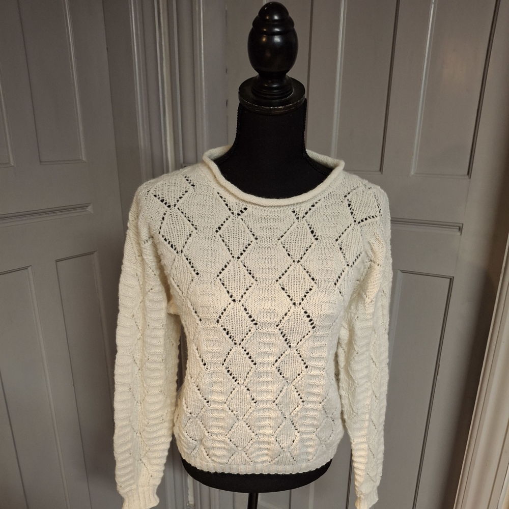 SHEILA, woollen jumper in lace pattern for ladies