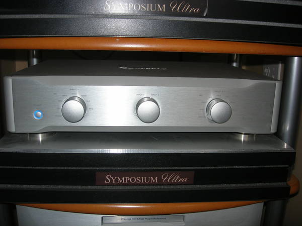 Esoteric E-03 phono preamplifier