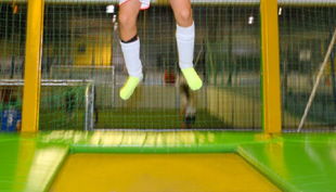 trampolino kinderspielpark trampolin