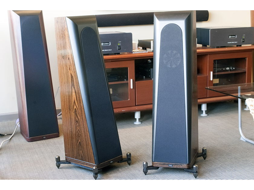 Thiel Audio CS-1.7 Floorstanding Speakers. With Rare Laurio Preto Finish
