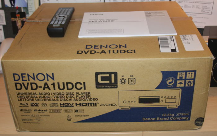 Denon  DVDA1UDCI Universal Blu-Ray/DVD Player