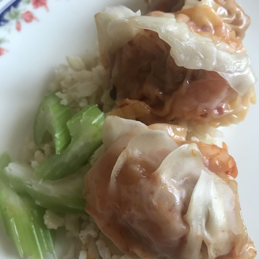 Kimchi and prawns dumplings 🤗👍🏻