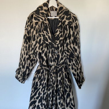 Manteau doux effet léopard 