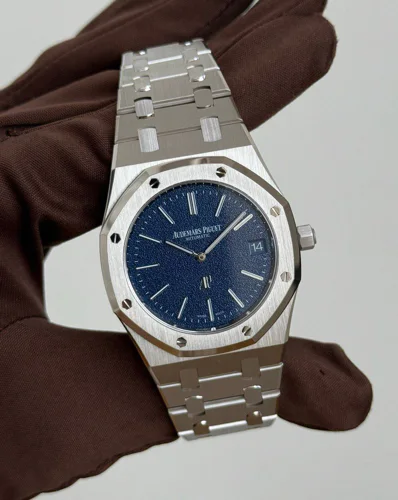Audemars Piguet Royal Oak Jumbo "jumbo" Extra-thin