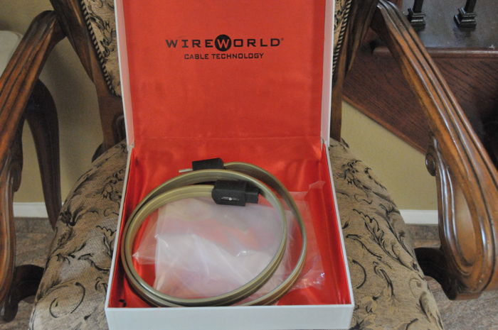 WireWorld Gold Eclectra5.2 1.5 meter power cord in near...