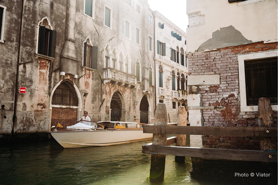 Venice Boat Tour on Grand Canal with Local Guide - photo 3