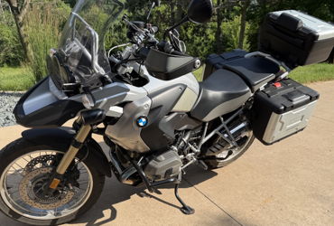 2012 BMW R 1200 GS motorcycle for rent near Hudson, WI