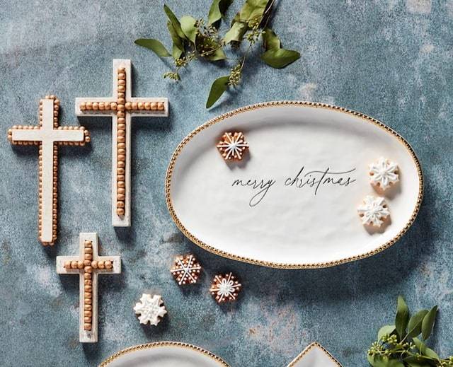 outdoor decoration nutcrackers with wreath and candy cane