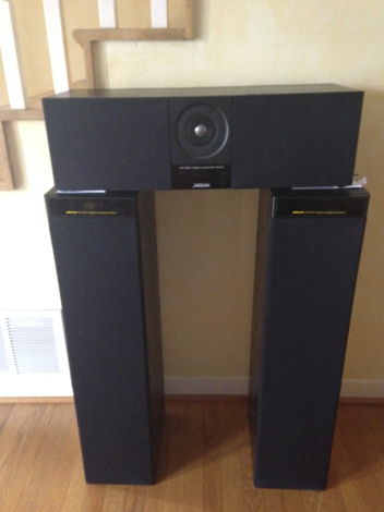 Meridian DSP 5000 & 5000C (3 pieces) Digital Speakers