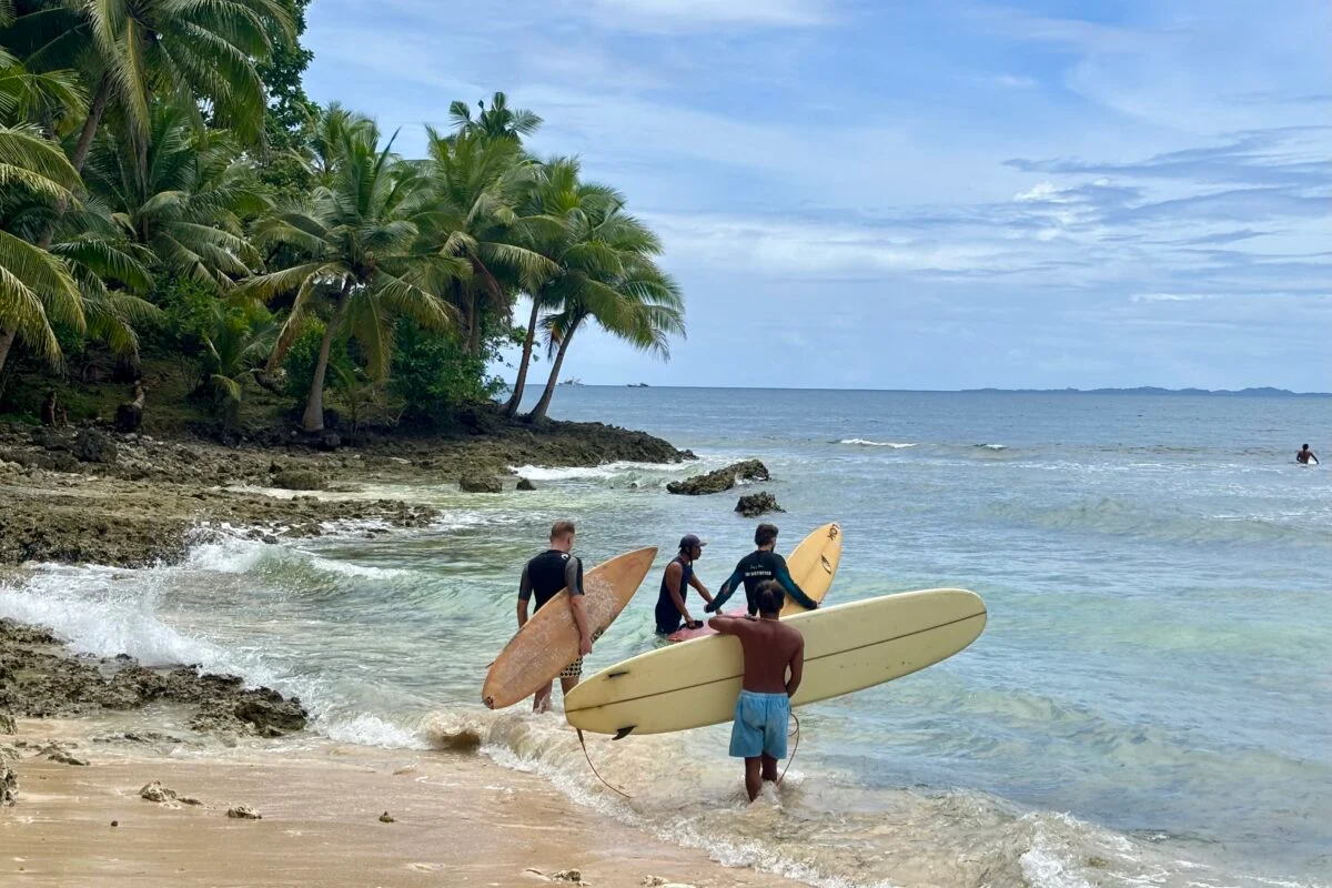 Beginner Surf Spots in Puerto Escondido: Gentle Breaks & Surf Lessons