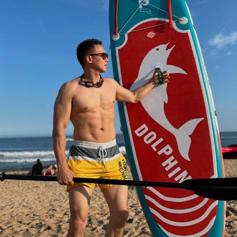 Funwater blow up paddle board suitable for most water conditions