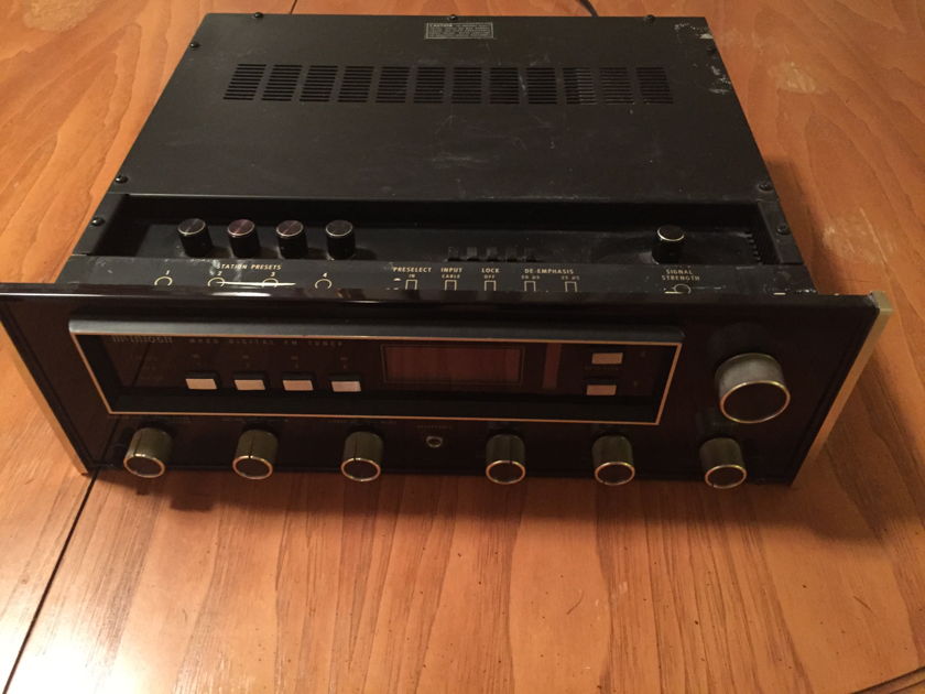 McIntosh MR-80 Classic FM tuner