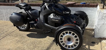 2024 CAN-AM RYKER RALLY EDITION 900 ACE motorcycle for rent near Philadelphia, PA
