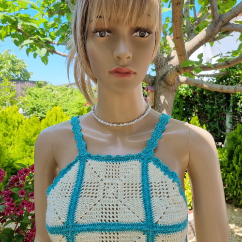 Crochet top for summer