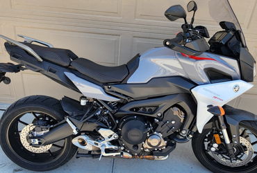 2019 YAMAHA TRACER 900 motorcycle for rent near Commerce City , CO