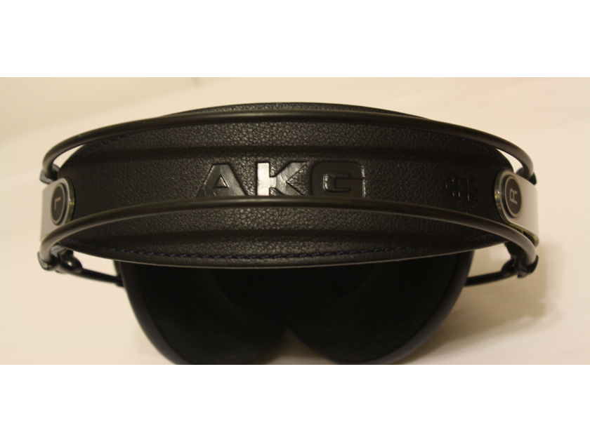 AKG   K702 Headphones. Hard to Find Dark Blue model. Made in Austria.
