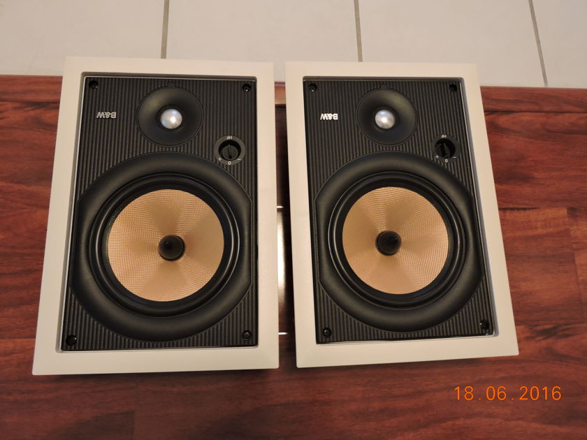 . .  B&W Signature 7NT in-wall/in-ceiling speakers