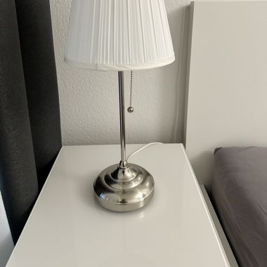 Ikea Nachttischlampe 