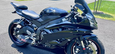 2006 YAMAHA YZF-R6 motorcycle for rent near New Market, MD