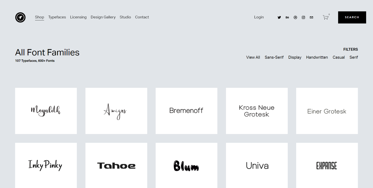 Screenshot of Designova, from the squarespace ecommerce examples collection.