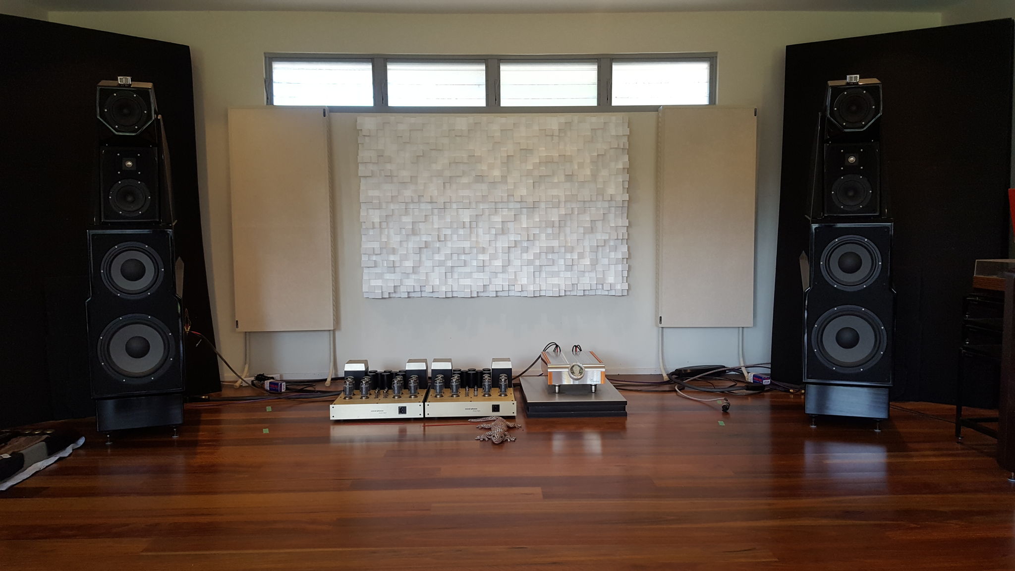 Listening room