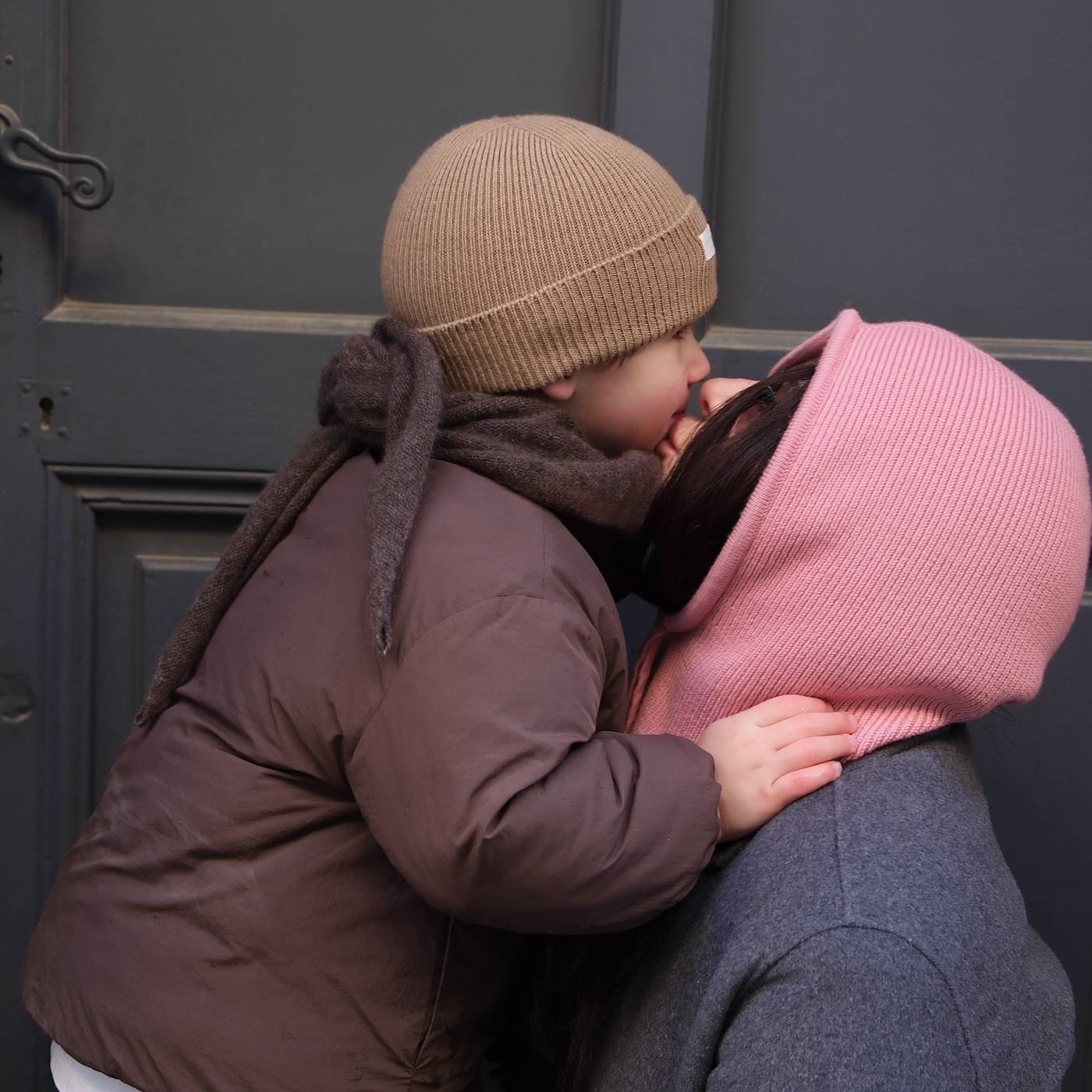 gilet réversible bleu ciel crème joli nous velour côtelé et moumoute douceur crème beige enfant bébé kids cadeau adulte naissance excllence