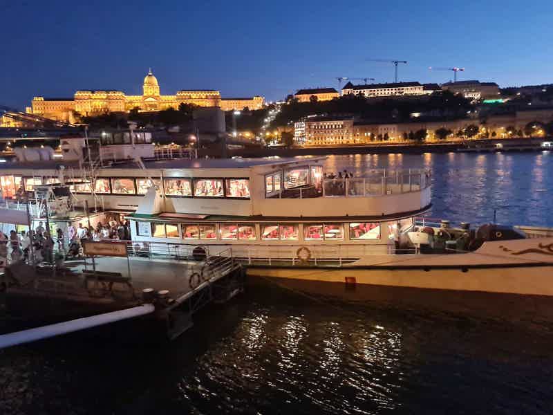 2-stündiges Abendessen und Kreuzfahrt mit süßer Live-Musik - photo 2