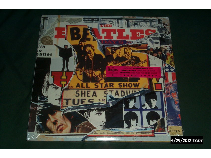 Beatles - Anthology Vol 2 3 lp set apple  sealed nm