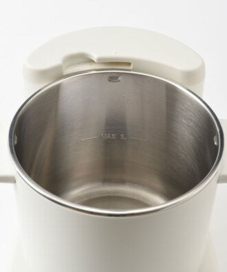 ポットの内側には、MAX水量がわかる目盛りつきです。