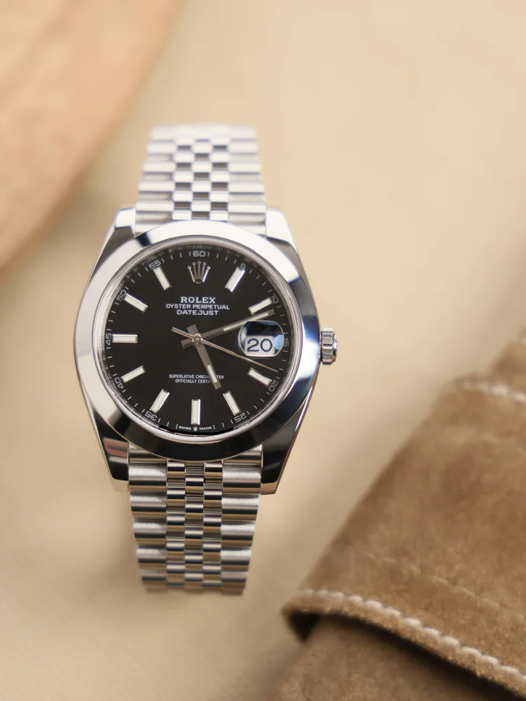 Datejust 41 Smooth Bezel Jubilee Bracelet Black Index Dial