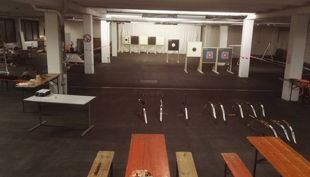 bg bogenparadies halle schußbahn tische