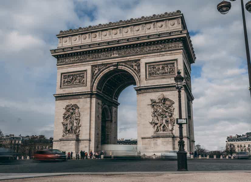 Champs-Élysées Two-Hour Private Pedestrian Tour - photo 6