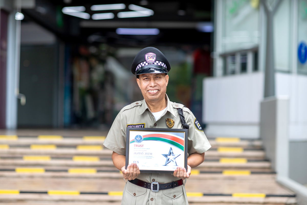 Congratulations to Khun Somsak Worarach!