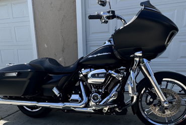 2018 HARLEY-DAVIDSON ROAD GLIDE motorcycle for rent near CITRUS HTS, CA