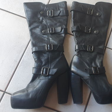 Sublimes Buffalo bottes femme 