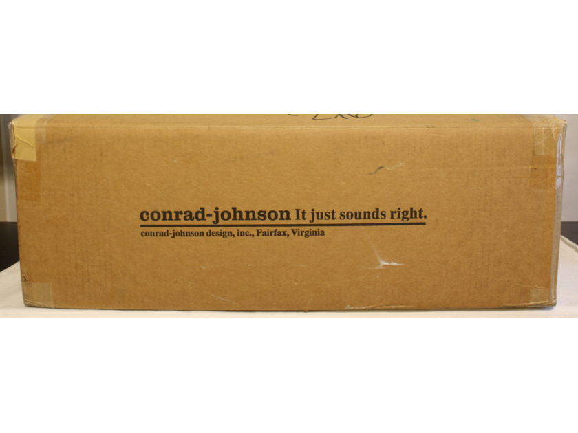 Conrad Johnson Classic 2 Tube Pre Amp. As NEW! FREE Shipping!