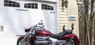2004 HONDA NRX1800 VALKYRIE RUNE (CHROME WHEELS) motorcycle for rent near Phoenix, AZ