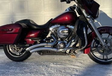 2015 HARLEY-DAVIDSON FLHX STREET GLIDE (COLOR OPTION) motorcycle for rent near Fairbanks, AK