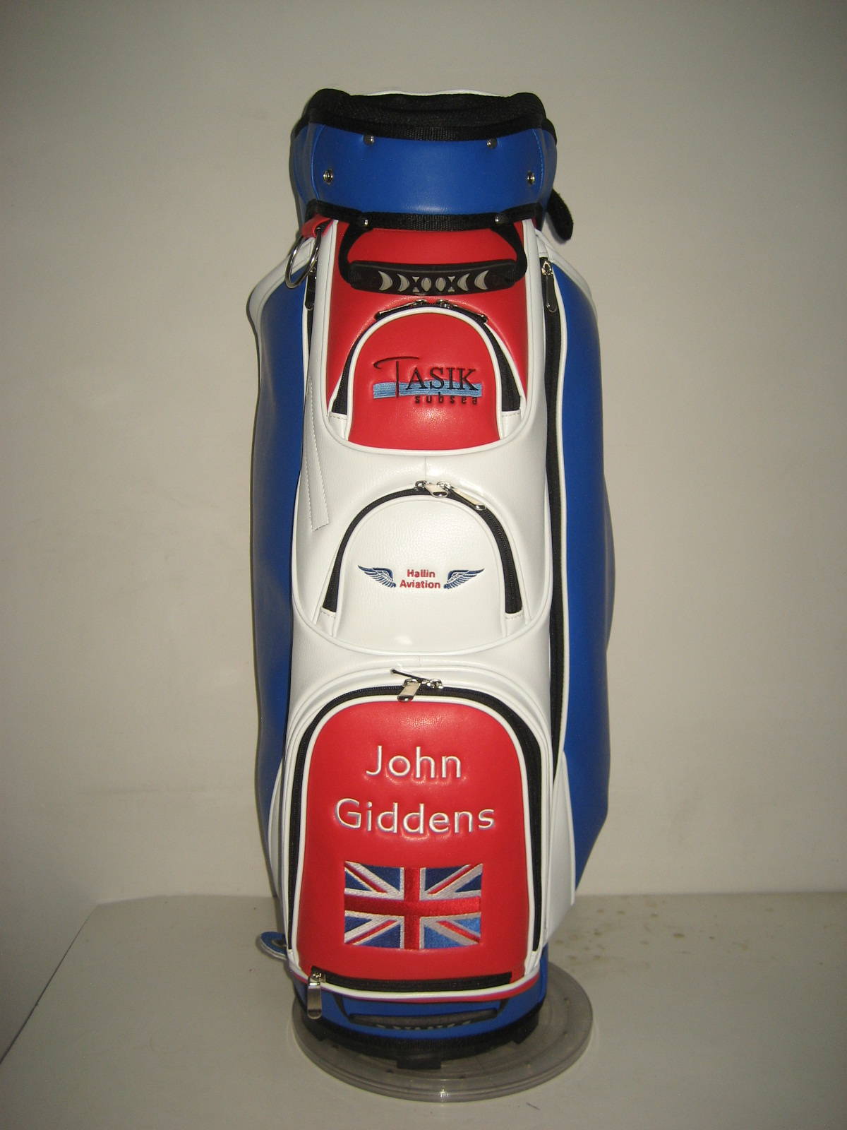 Customised football club golf bags by Golf Custom Bags 195