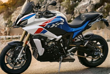 2021 BMW S 1000 XR "LIGHT WHITE / M MOTORSPORT" motorcycle for rent near Millbrae, CA