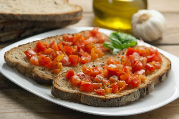 Hands-on cooking class with 3 recipes and bruschetta