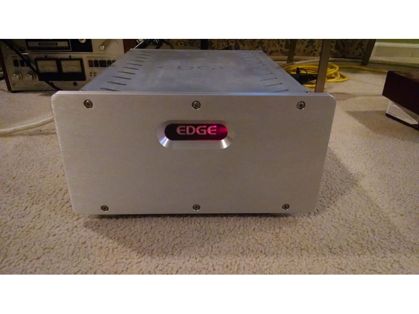 Edge NL-10 Stereo Amp Utilizes Edge's Proprietary Laser Optical Bias Circuitry