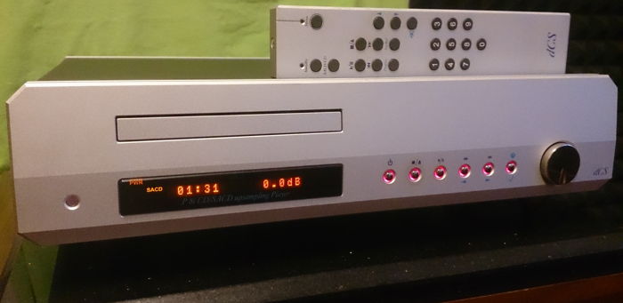 dCS P8i Silver Upsampling SACD/CD player 120V