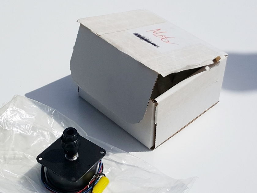 Hurst 600 RPM 5.5 Watt *NEW* VPI replacement motor w/ pulley